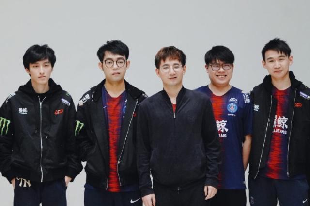 尼克斯的整 尼克斯的整