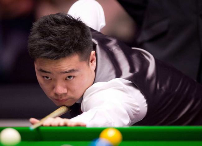 与潜规则 与潜规则